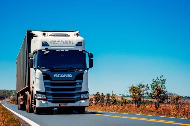 FleetAI - AI-powered fleet and transportation management platform for vehicles, drivers, routes, maintenance, and operational analytics.